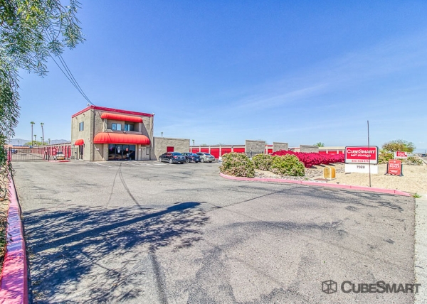 Storage Units at CubeSmart Self Storage - Glendale - 7028 North Dysart Road