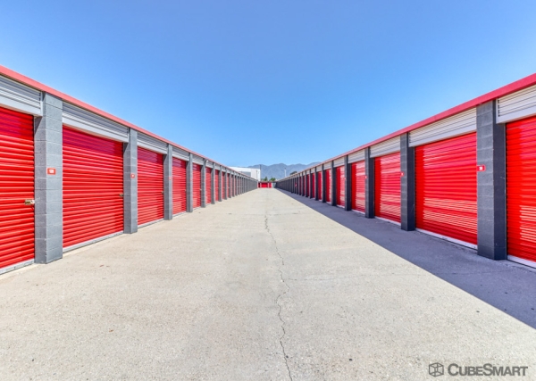 Storage Units at CubeSmart Self Storage - Rialto - 1238 West Baseline - 1238 West Baseline