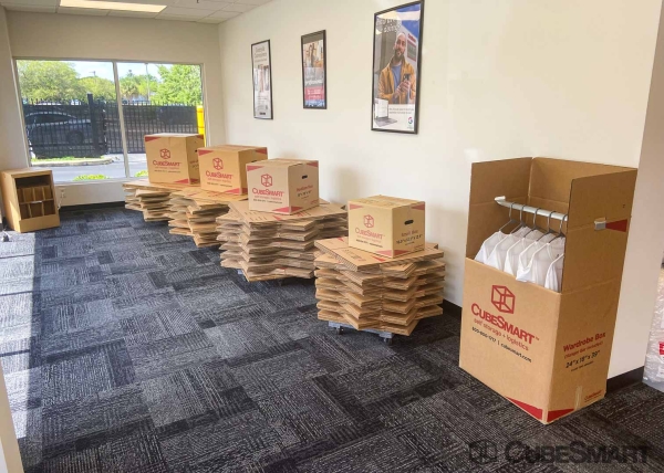 Facility photo: //images.sparefoot.com/medium/6333669dde9f4ef657.jpg