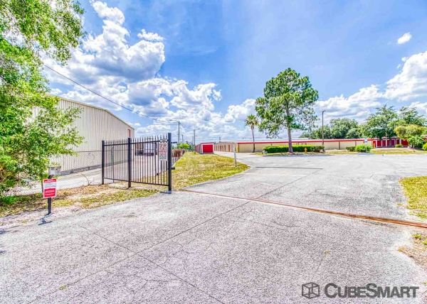 Facility photo: //images.sparefoot.com/medium/633426912f1b444740.jpg