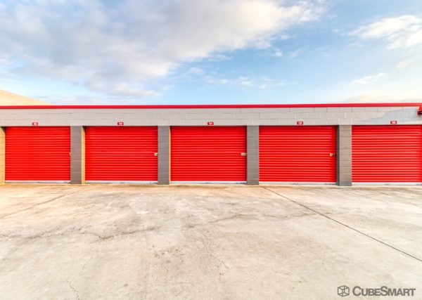 Storage Units at CubeSmart Self Storage - San Bernardino - 950 North Tippecanoe Ave - 950 N Tippecanoe Ave