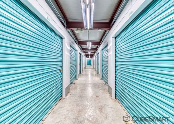 Storage Units at CubeSmart Self Storage - Fort Lauderdale - 3901 Riverland Rd - 3901 Riverland Rd