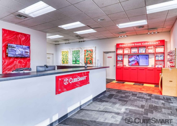 Storage Units at CubeSmart Self Storage - Fort Lauderdale - 3901 Riverland Rd - 3901 Riverland Rd