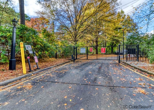 Facility photo: //images.sparefoot.com/medium/63392691ee27b27763.jpg