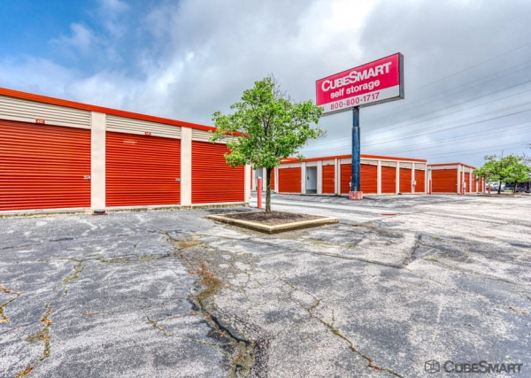 Facility photo: //images.sparefoot.com/medium/6340269fc49a297f45.jpg