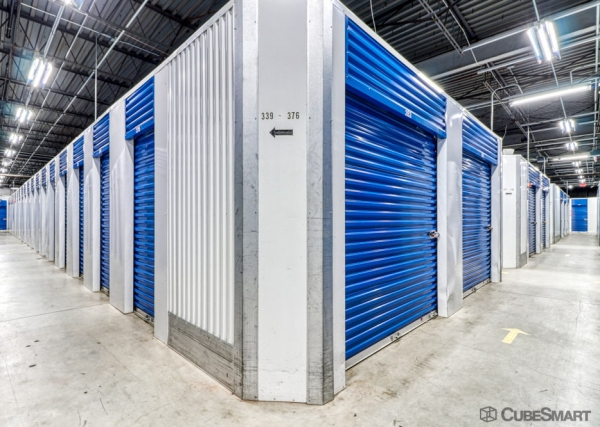Facility photo: //images.sparefoot.com/medium/6340769fc4758a8f42.jpg