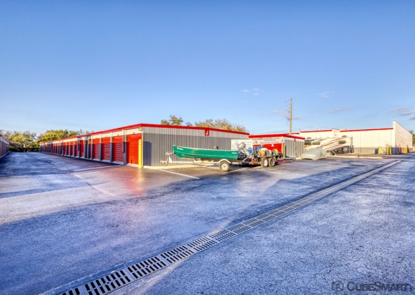 Storage Units at CubeSmart Self Storage - Bradenton - 6915 Manatee Ave West - 6915 Manatee Ave W