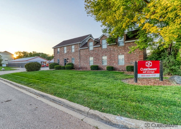 Facility photo: //images.sparefoot.com/medium/6342068ca64cb199b0.jpg