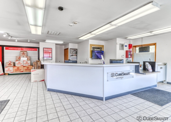 Storage Units at CubeSmart Self Storage - Woodridge - 8000 Route 53