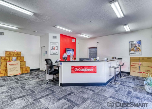 Facility photo: //images.sparefoot.com/medium/6345969fc3ce2e49b1.jpg