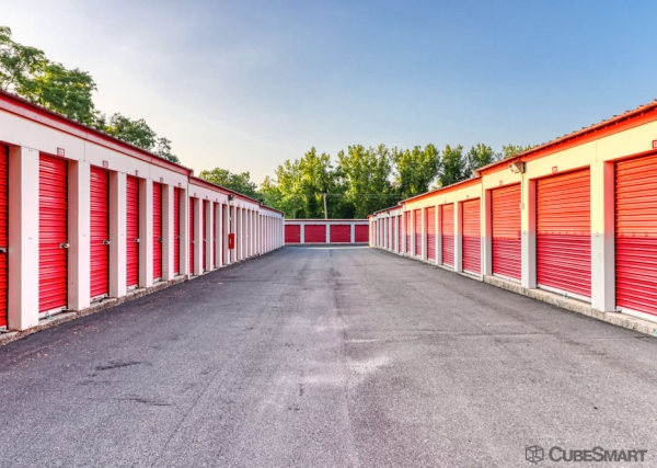 Storage Units at CubeSmart Self Storage - Manchester - 510 North Main Street - 510 North Main Street