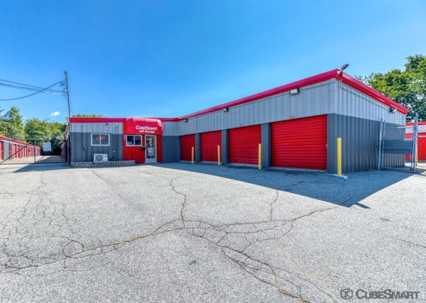 Storage Units at CubeSmart Self Storage - Old Saybrook - 167-3 Elm Street - 55 Research Parkway