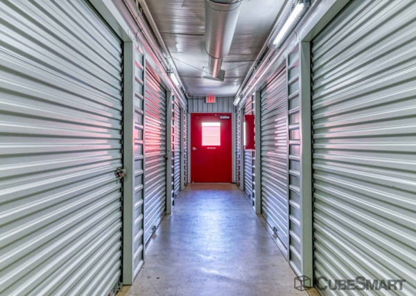 Storage Units at CubeSmart Self Storage - Frisco - 10121 Warren Parkway - 10121 Warren Parkway