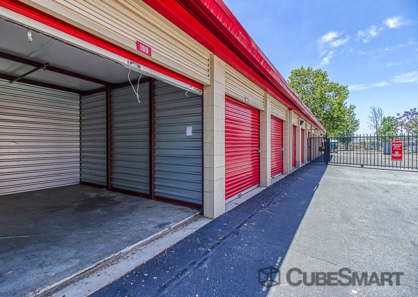 Storage Units at CubeSmart Self Storage - San Bernardino - 1985 Ostrems Way - 1985 Ostrems Way
