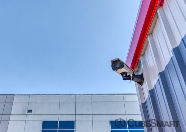 Facility photo: //images.sparefoot.com/medium/6350269f5a49b13132.jpg