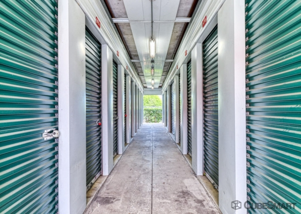 Storage Units at CubeSmart Self Storage - Jacksonville - 11570 Beach Blvd - 11570 Beach Blvd