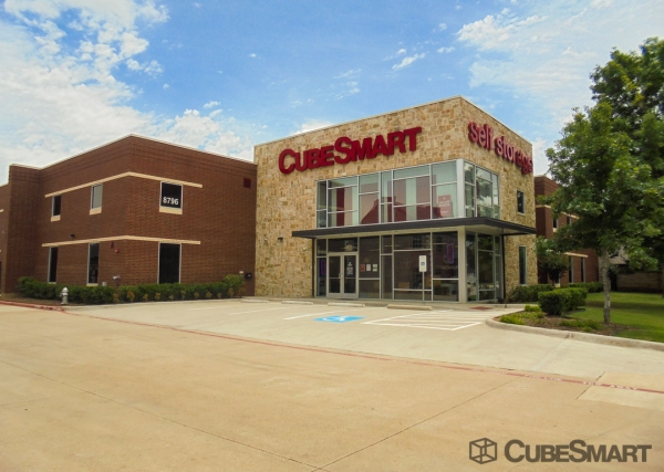 Facility photo: //images.sparefoot.com/medium/63532688f242df2d14.jpg