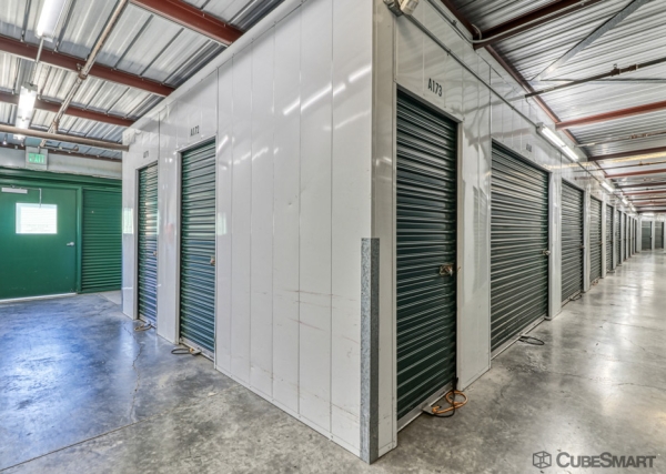 Facility photo: //images.sparefoot.com/medium/63550689052e504338.jpg