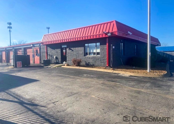 Storage Units at CubeSmart Self Storage - Antioch - 2757 Murfreesboro Road - 2757 Murfreesboro Pike