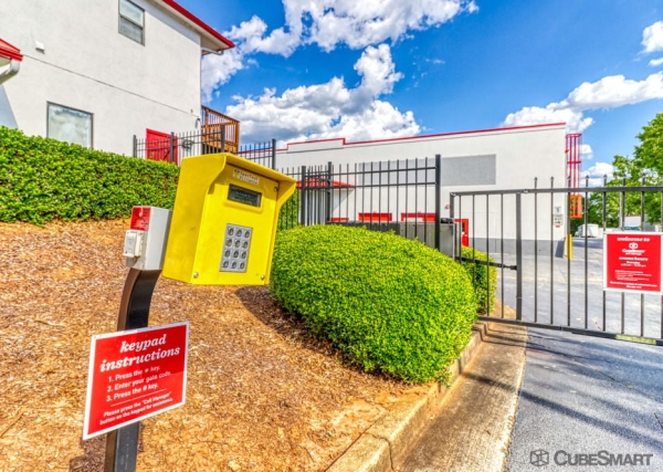 Facility photo: //images.sparefoot.com/medium/6356469fc42568debe.jpg