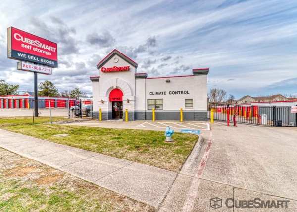Storage Units at CubeSmart Self Storage - Denton - 201 S Interstate 35 E