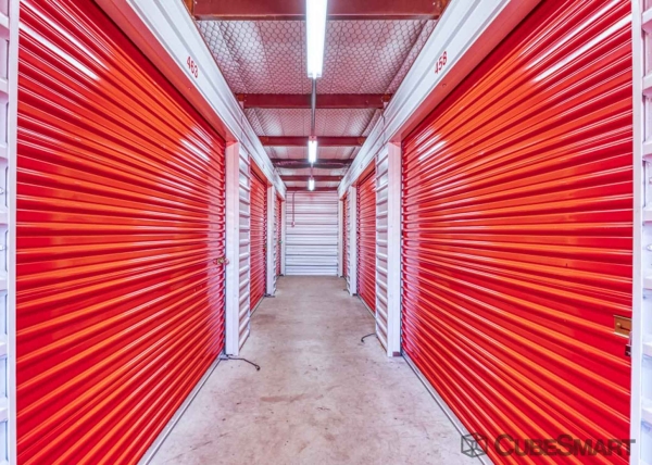 Storage Units at CubeSmart Self Storage - Garland - 1350 N 1st St - 1350 N 1st St