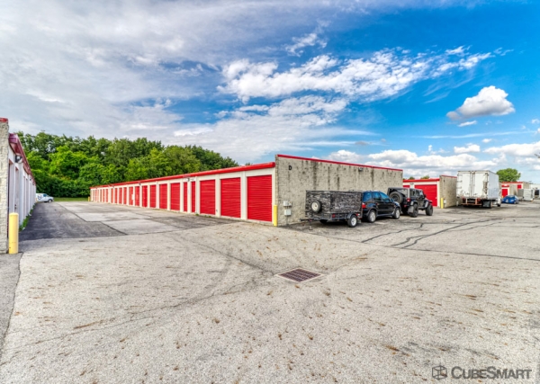 Storage Units at CubeSmart Self Storage - Hilliard - 5252 Nike Drive