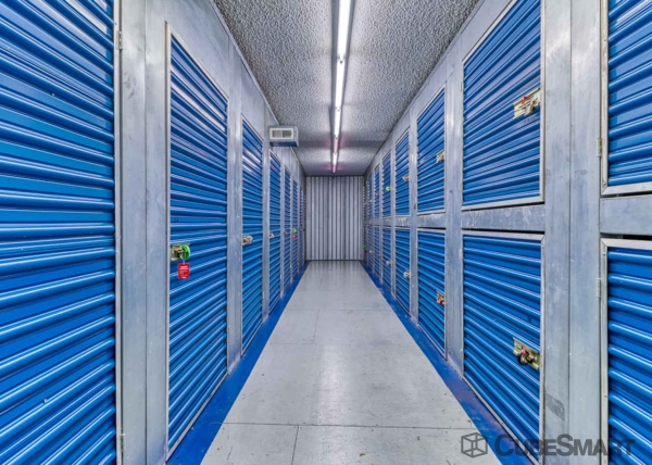 Storage Units at CubeSmart Self Storage - Lakewood - 1324 Hird Avenue - 1324 Hird Avenue