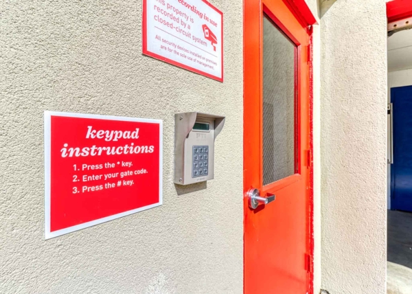 Storage Units at Acorn Self Storage - Kensington - 11015 West Ave