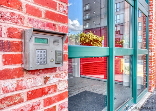 Facility photo: //images.sparefoot.com/medium/63990691edee29c9cc.jpg