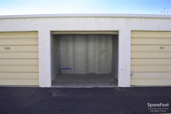 Facility photo: //images.sparefoot.com/medium/64346559e8d822090c.jpg