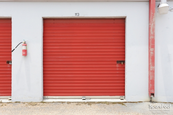 Storage Units at Almeda Self Storage - 10600 Almeda Genoa Rd