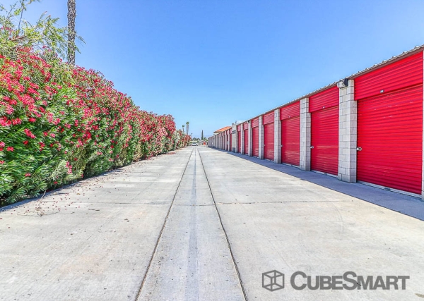 Storage Units at CubeSmart Self Storage - Hemet - 4250 W Florida Ave - 4250 W Florida Ave
