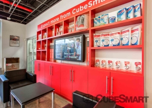 CubeSmart Self Storage - Bronx - 1425 Bruckner Blvd - Photo 7
