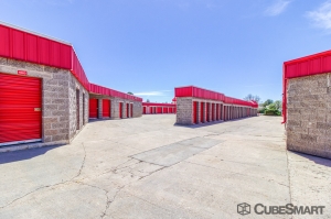 CubeSmart Self Storage - Aurora - 15413 E 18th Ave - Photo 2