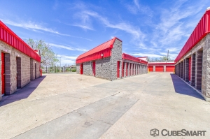 CubeSmart Self Storage - Aurora - 15413 E 18th Ave - Photo 6