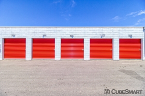 CubeSmart Self Storage - Aurora - 1540 Altura Blvd - Photo 3