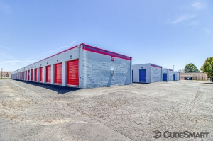 CubeSmart Self Storage - Aurora - 1540 Altura Blvd - Photo 5