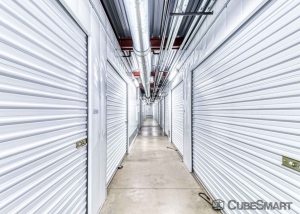 CubeSmart Self Storage - Mansfield - 1871 Country Club Dr - Photo 6