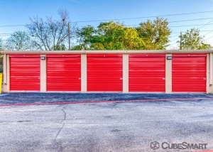CubeSmart Self Storage - Houston - 15707 Bellaire Blvd - Photo 3