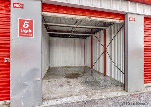 CubeSmart Self Storage - Bronx - 200 E 135th St - Photo 4