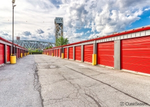 CubeSmart Self Storage - Bronx - 200 E 135th St - Photo 8