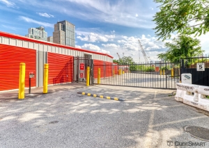 CubeSmart Self Storage - Bronx - 200 E 135th St - Photo 9