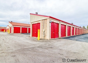 CubeSmart Self Storage - Denver - 1733 S Wadsworth Blvd - Photo 2