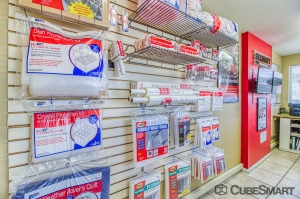 CubeSmart Self Storage - Aurora - 14706 E 4th Ave - Photo 4