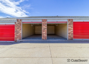 CubeSmart Self Storage - Aurora - 1800 South Chambers Road - Photo 2