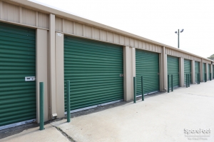 Aztec Storage Houston-Oak Forest Picture of Aztec Storage Houston-Oak Forest
