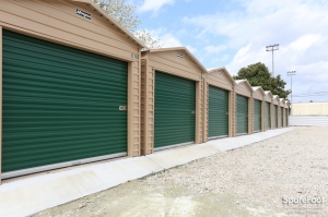 Aztec Storage Houston-Oak Forest Picture of Aztec Storage Houston-Oak Forest