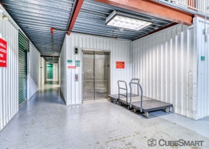 CubeSmart Self Storage - Somerset - 57 Veronica Ave - Photo 5