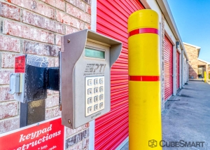 CubeSmart Self Storage - Carrollton - 4105 Fairway Dr - Photo 3